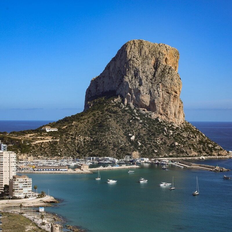 How to Prepare for a Luxury Property Viewing in Costa Blanca