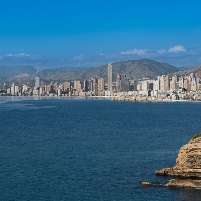How Costa Blanca’s Climate Drives Real Estate Demand